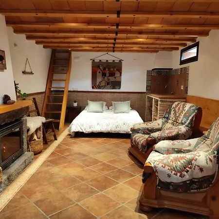 La De Gredos Chalé Hoyos del Espino